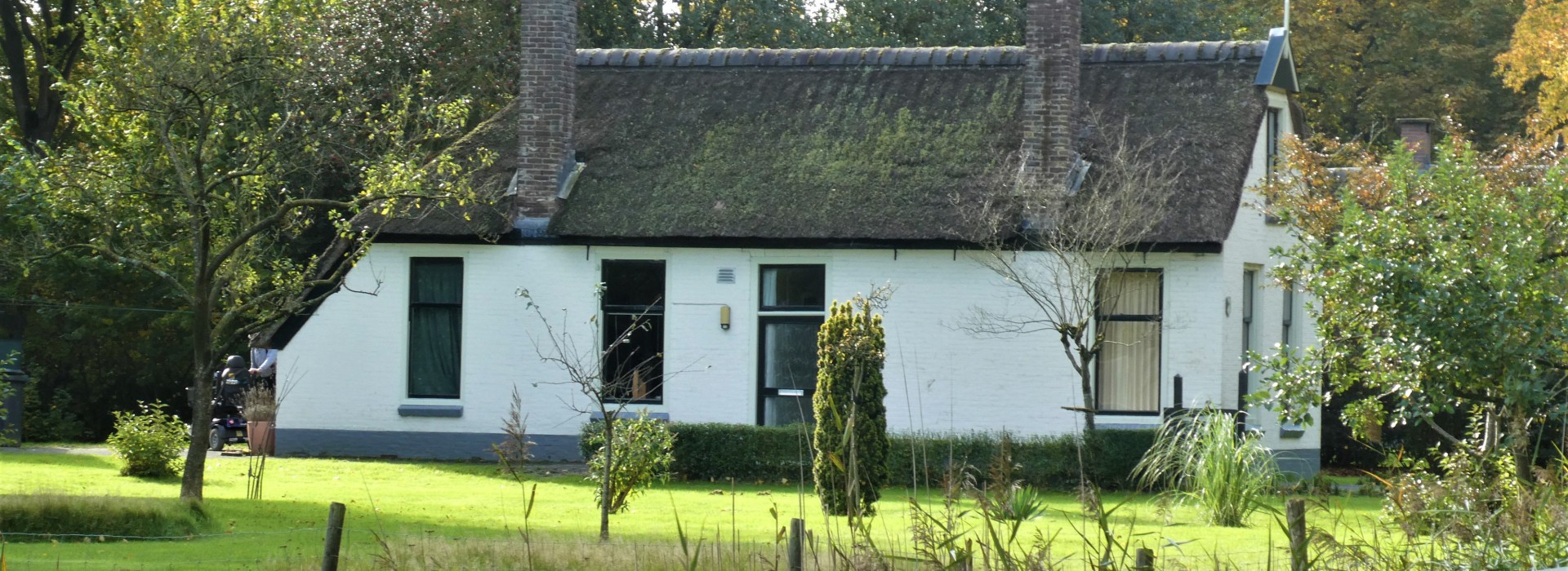 civil-servants-cabin-5866346.jpg